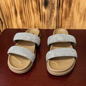 Sparkling Qupid Silver Slide Sandals